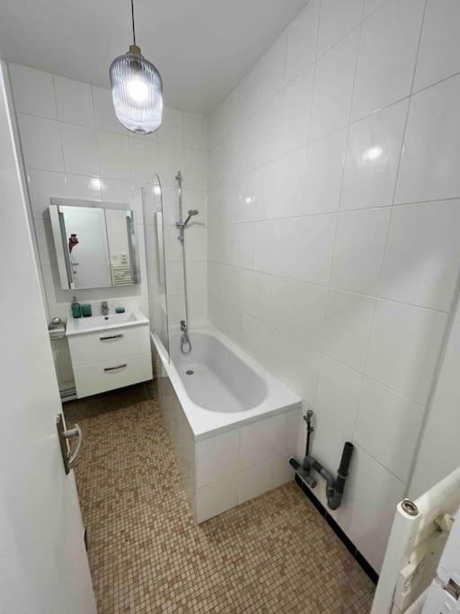 Bel Appartement Dans L'Hyper Centre De Nantes Exterior foto